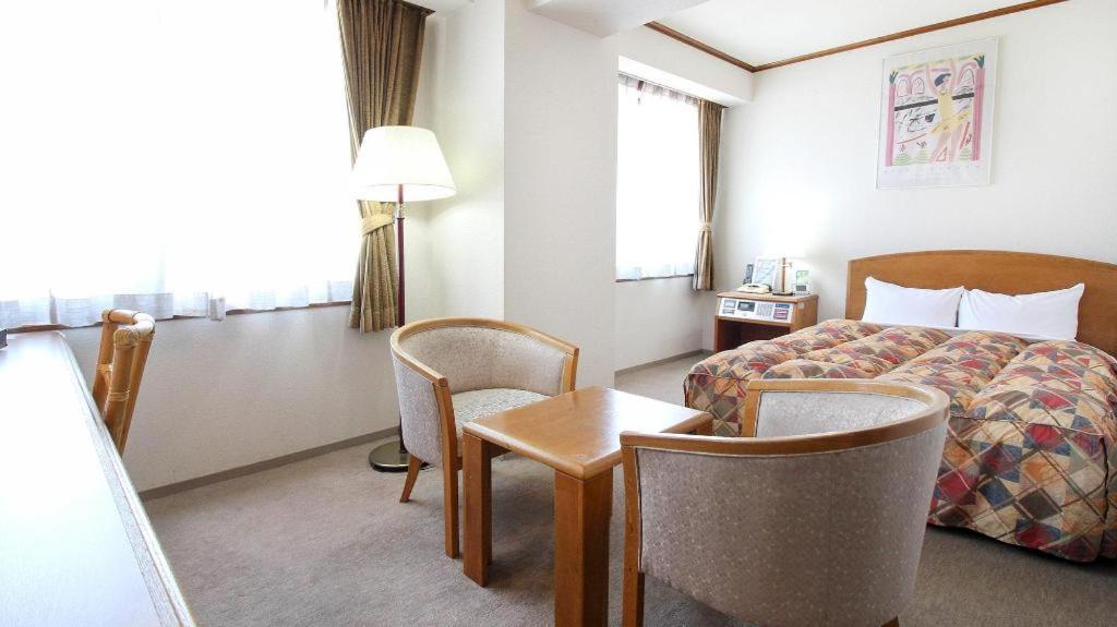 Neyagawa Trend Hotel Οσάκα Εξωτερικό φωτογραφία